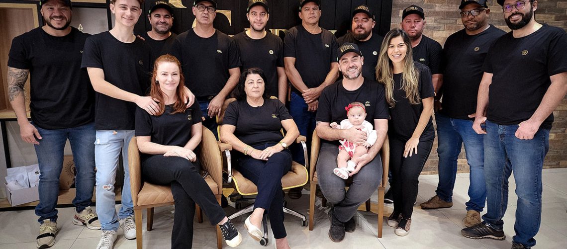 Família Garcia; Mestre Cafeeiro visita Torrefação de Café em Jesuítas